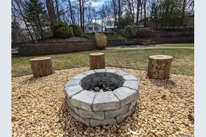 126 Overhill Road, Wading River, NY 11792 - Photo 19