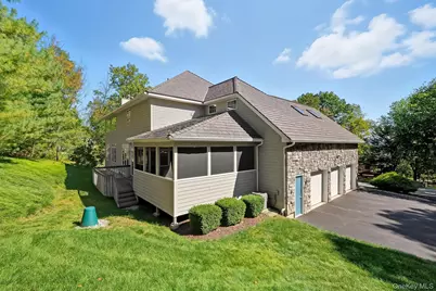 4 Hamlet Way, Hopewell Junction, NY 12533 - Photo 41