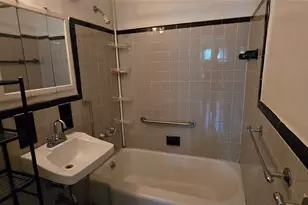 94-11 60th Ave, Elmhurst, NY 11373 - Photo 19