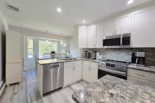 15 Garden Ln, Yaphank, NY 11980 - Photo 9