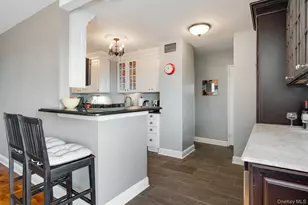 2500 Johnson Ave, Bronx, NY 10463 - Photo 9