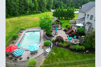102 Luthien Forest Road, Rock Tavern, NY 12553 - Photo 1