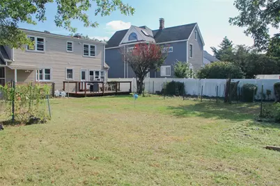 117 N Grove Street, Freeport, NY 11520 - Photo 5