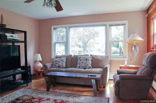 117 N Grove St, Freeport, NY 11520 - Photo 11