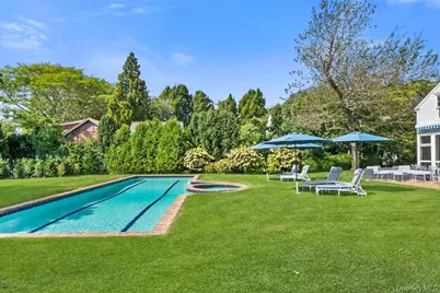 46 Bellport Lane, Bellport, NY 11713 - Photo 3