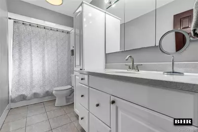 6 Mulberry Avenue, New York, NY 10314 - Photo 17