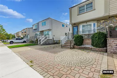 6 Mulberry Avenue, New York, NY 10314 - Photo 3