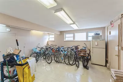 61 Maine Avenue #D14, Rockville Centre, NY 11570 - Photo 19