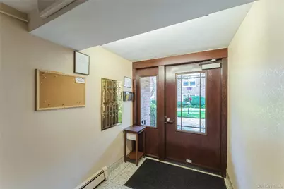 61 Maine Avenue #D14, Rockville Centre, NY 11570 - Photo 17