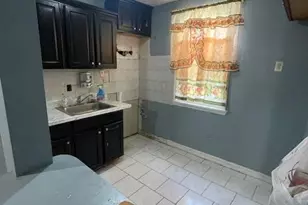 140-36 184th St, Springfield Gardens, NY 11413 - Photo 15