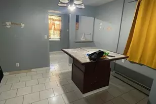 140-36 184th St, Springfield Gardens, NY 11413 - Photo 7