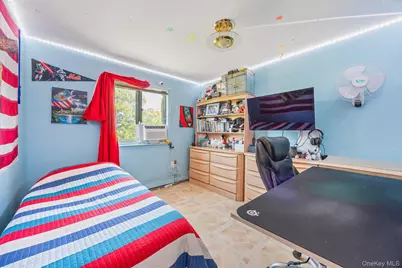 7521 Caldwell Avenue, Middle Village, NY 11379 - Photo 31