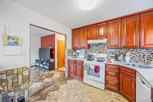 75-21 Caldwell Ave, Middle Village, NY 11379 - Photo 17