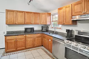 2 Pinetop Dr, Shirley, NY 11967 - Photo 3