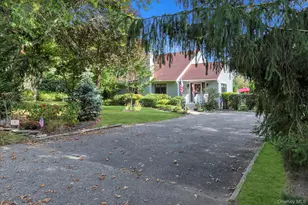 7 Eileen Cir, Jamesport, NY 11947 - Photo 3