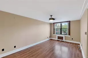 52-30 39th Ave, Woodside, NY 11377 - Photo 9