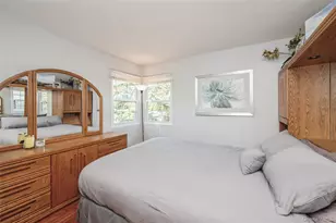 18 Lois Ln, Farmingdale, NY 11735 - Photo 13