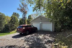 527 Toleman Rd, Rock Tavern, NY 12575 - Photo 11