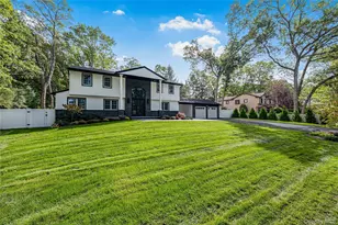 15 Southwick Ct, Plainview, NY 11803 - Photo 3