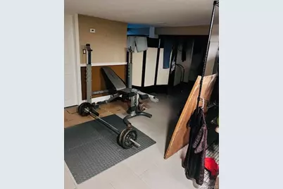 114 Camdike St, Valley Stream, NY 11580 - Photo 9