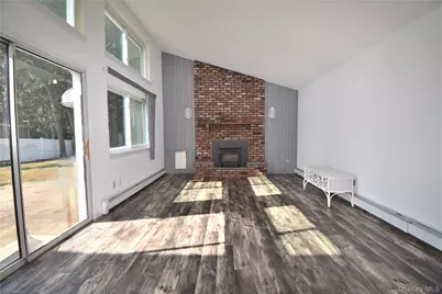 80 Burleigh Drive, Holbrook, NY 11741 - Photo 9