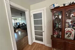 226 Sweezy Ave, Riverhead, NY 11901 - Photo 9