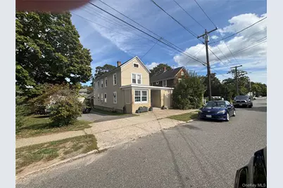 226 Sweezy Avenue, Riverhead, NY 11901 - Photo 3