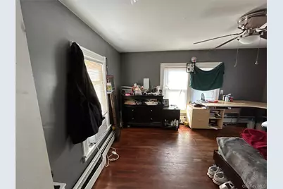 226 Sweezy Avenue, Riverhead, NY 11901 - Photo 29