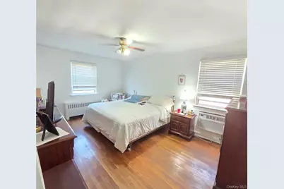 2553 Fish Avenue, Bronx, NY 10469 - Photo 11