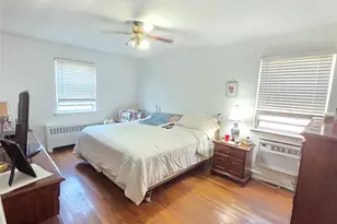 2553 Fish Ave, Bronx, NY 10469 - Photo 11