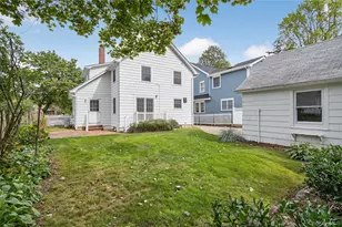 70 Highland Ave, Port Washington, NY 11050 - Photo 31