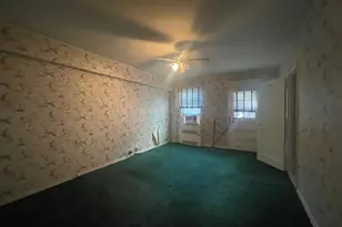 1361 Broadway, Hewlett, NY 11557 - Photo 15