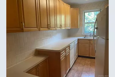 1361 Broadway #B-26, Hewlett, NY 11557 - Photo 9