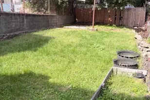 28 Hasbrouck St, Newburgh, NY 12550 - Photo 17