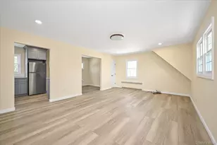 9526 243rd St, Floral Park, NY 11001 - Photo 3