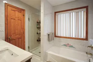 24 Yarmouth Rd, East Rockaway, NY 11518 - Photo 15