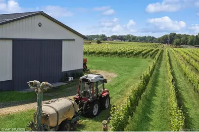 5195 Old North Road, Southold, NY 11971 - Photo 17