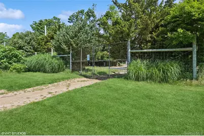 5195 Old North Road, Southold, NY 11971 - Photo 15