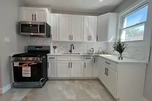 78-77 79th Ln, Ridgewood, NY 11385 - Photo 3