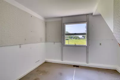 270 North Street, Cutchogue, NY 11935 - Photo 11