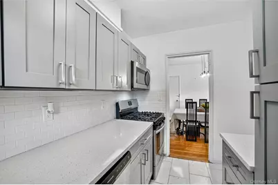 12 Westchester Avenue #5C, White Plains, NY 10601 - Photo 25