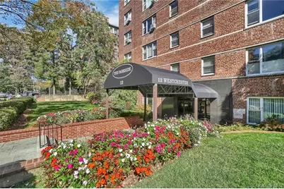 12 Westchester Avenue #5C, White Plains, NY 10601 - Photo 3