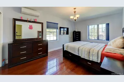 67-54 Groton Street, Forest Hills, NY 11375 - Photo 17