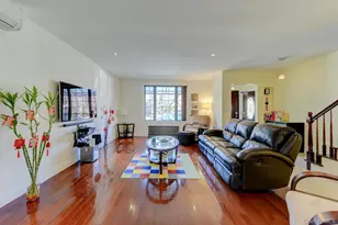 67-54 Groton St, Forest Hills, NY 11375 - Photo 3