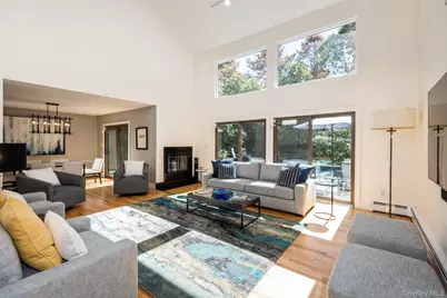 1 Deer Path, Quogue, NY 11959 - Photo 3