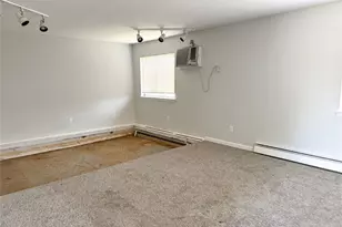 130 Tarpon Ave, Medford, NY 11763 - Photo 7