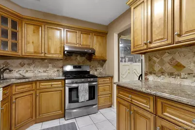 3665 Boller Avenue, Bronx, NY 10466 - Photo 9