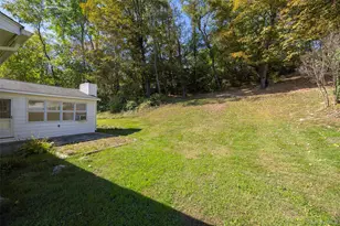 661 Traver Rd, Pleasant Valley, NY 12569 - Photo 5