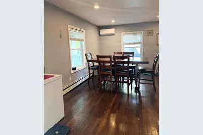 29 Oak Street, Islip, NY 11751 - Photo 3