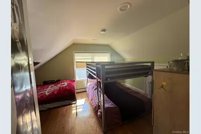 29 Oak Street, Islip, NY 11751 - Photo 9